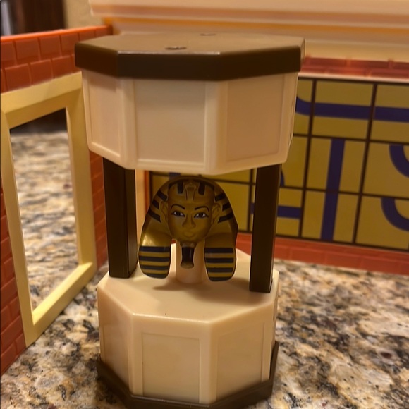 Roblox Jailbreak Museum Heist Playset - Picture 2 of 10